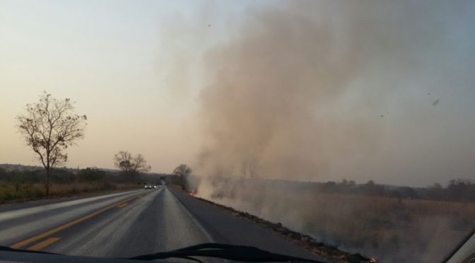 Fumaça causada por queimadas reduz visibilidade e aumenta chances de acidentes