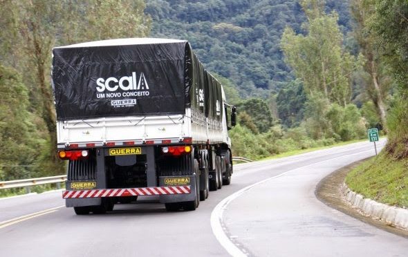 PRF restringe trânsito de veículos de carga em feriados de 2017