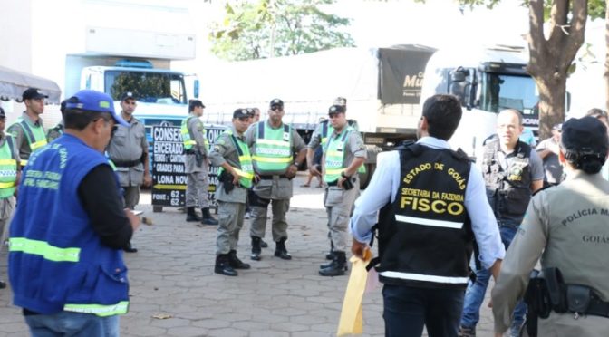 Operação fiscaliza uso da carta-frete no transporte de cargas em Goiás