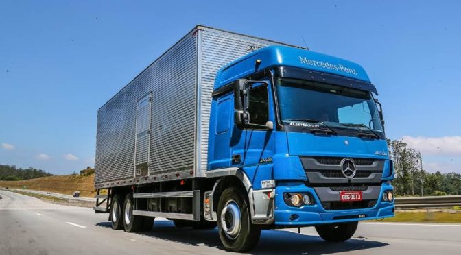 Mercedes-Benz apresenta evolução tecnológica para a linha Atego na Fenatran