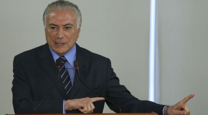 Temer aprova MP do frete rodoviário mas nega perdão a multas aplicadas durante a greve