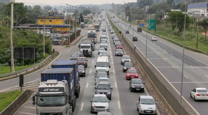 Rodovias federais concedidas podem ter aumento de 25% no pedágio