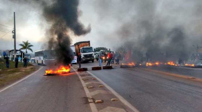 Greve geral: protestos bloqueiam rodovias e afetam o trânsito em Minas