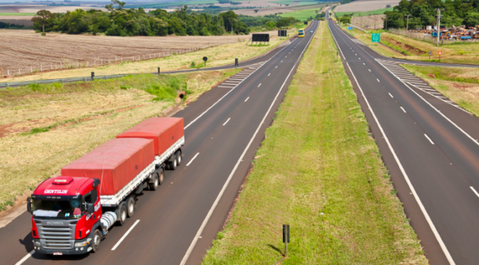 Estudo apresenta panorama do transporte e da economia