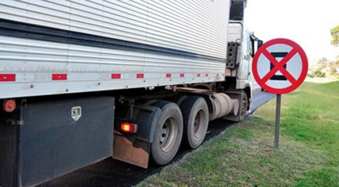 O que fazer em caso de acidente na estrada